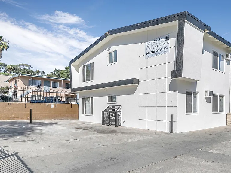 3318 Drew Street — Photo 18