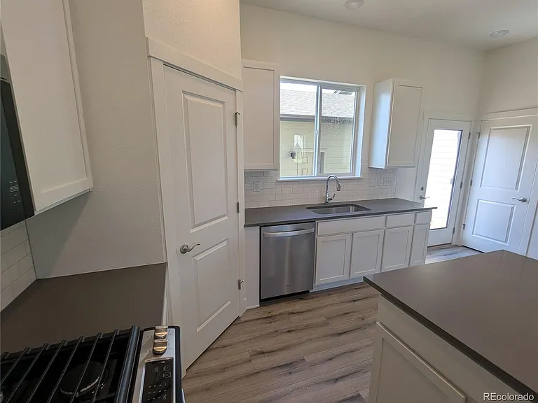 6109 Zebulon Pl — Photo 14
