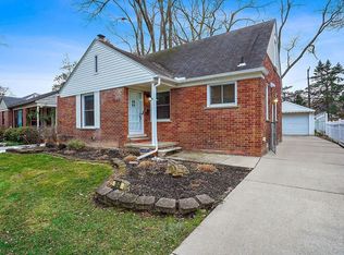 1848 Banbury Rd, Birmingham, MI 48009