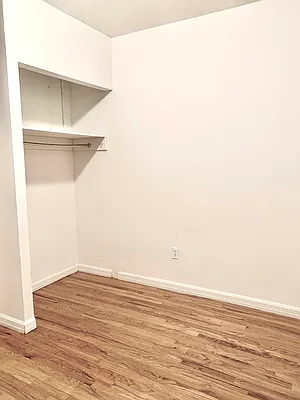 Rented by Bond New York | media 9