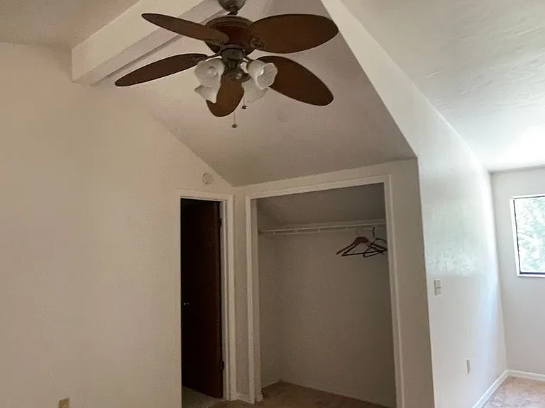 3504 NW 37th Ave — Photo 19