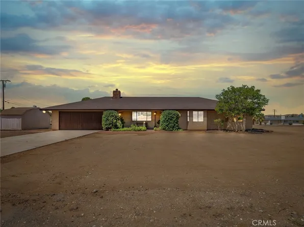 19456 Saint Timothy Rd, Apple Valley, CA 92307