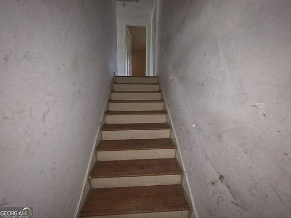5th image of 525 S Rays Rd