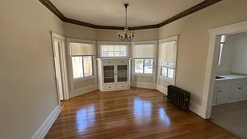 390 Grand Ave #11 Photo 1