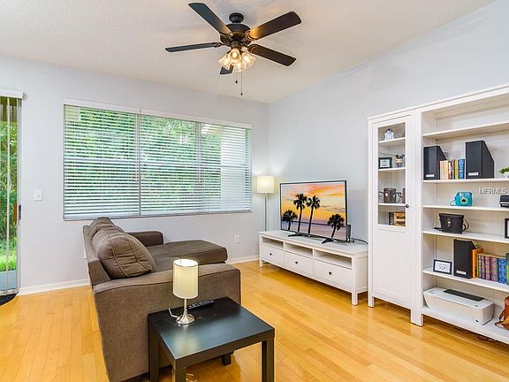 3rd image of 8165 Stone Leaf Ln