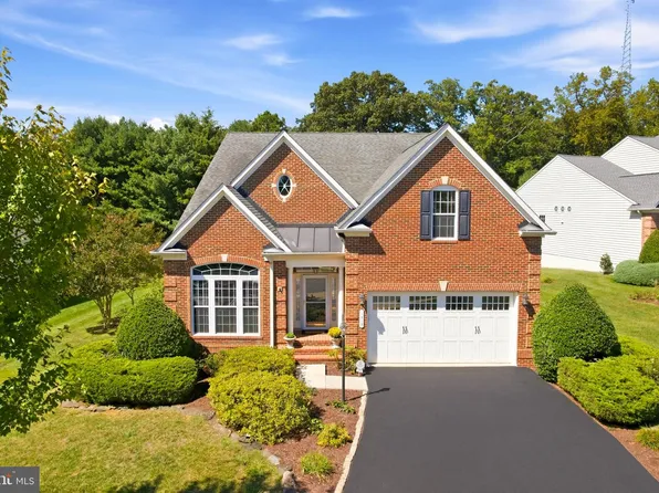 1212 Whetstone Dr, Arnold, MD 21012