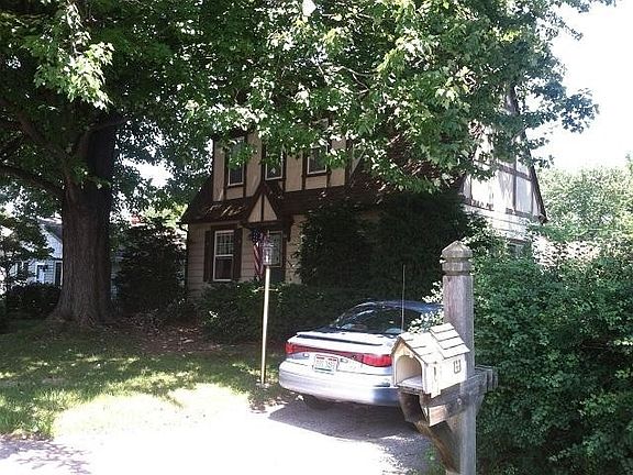 3rd image of 6237 Magnolia Dr