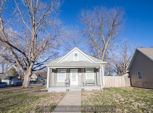 720 9th St, Aurora, NE 68818