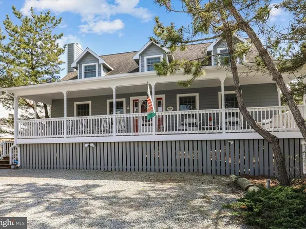 4 S 7th St, Bethany Beach, DE 19930
