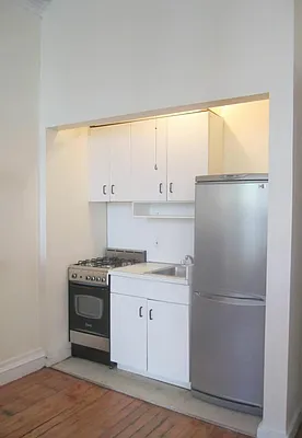 Rented by Town Residential | media 10