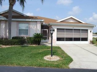 801 Manchester Woods Dr, Sun City Center, FL 33573