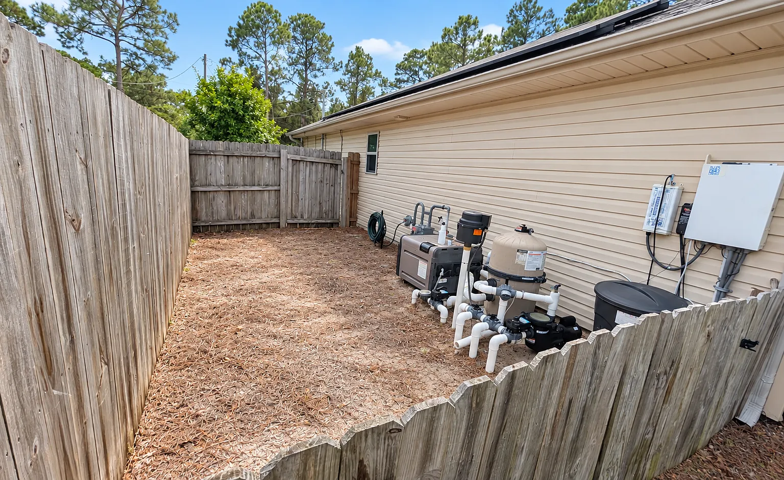 4 bed, 2070 sqft, $3,500 — Photo 4