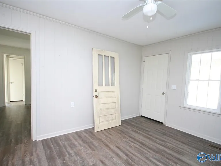8848 Sims Rd — Photo 16