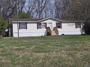 584 Hardtimes Rd, Farmville, VA 23901