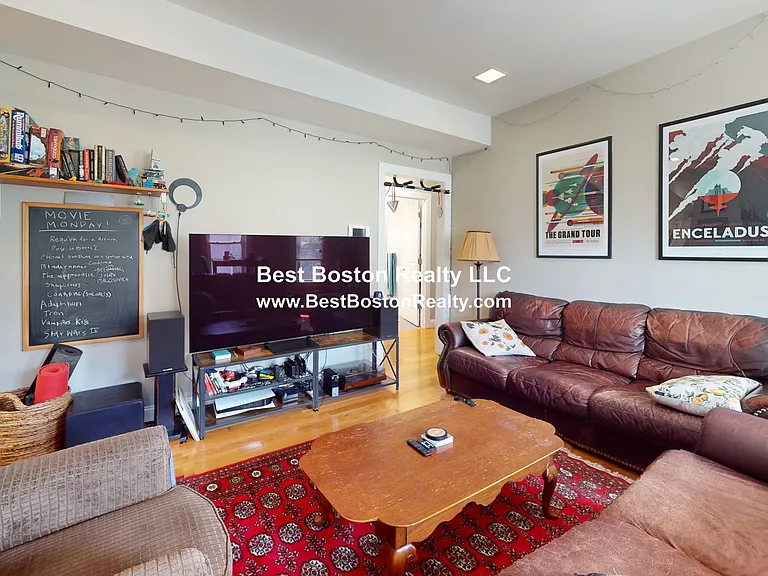 317 Main St #2 — Photo 5