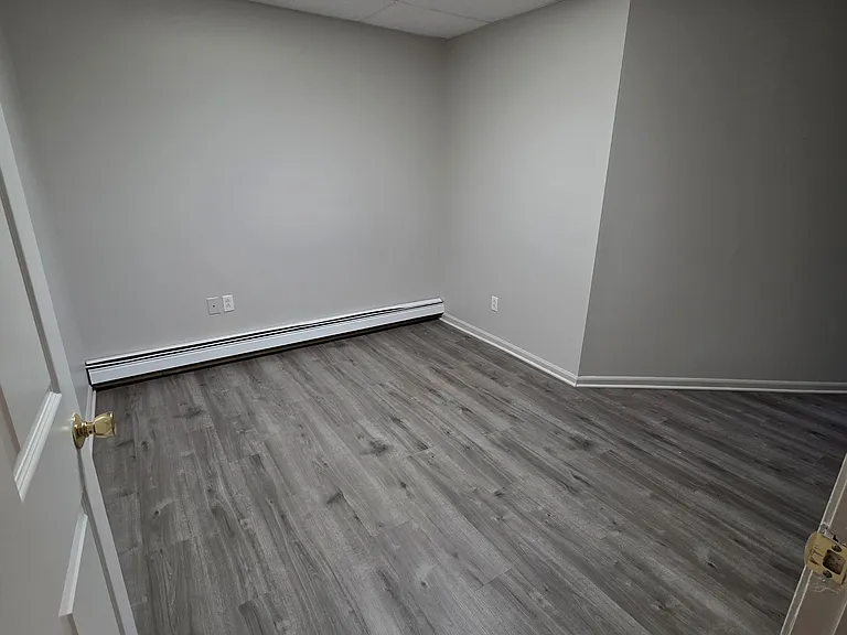 Whitehall Road - 3349 — Photo 3