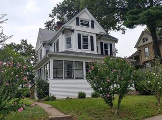 275 Linden St, Holyoke, MA 01040