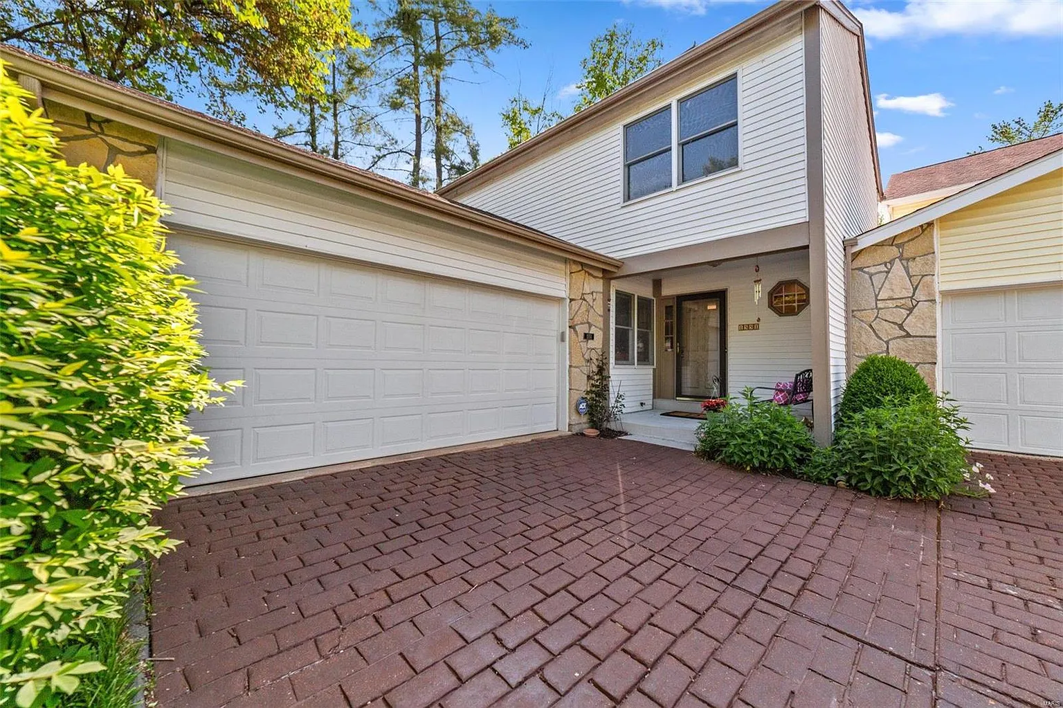 1551 Walpole Dr photo 1
