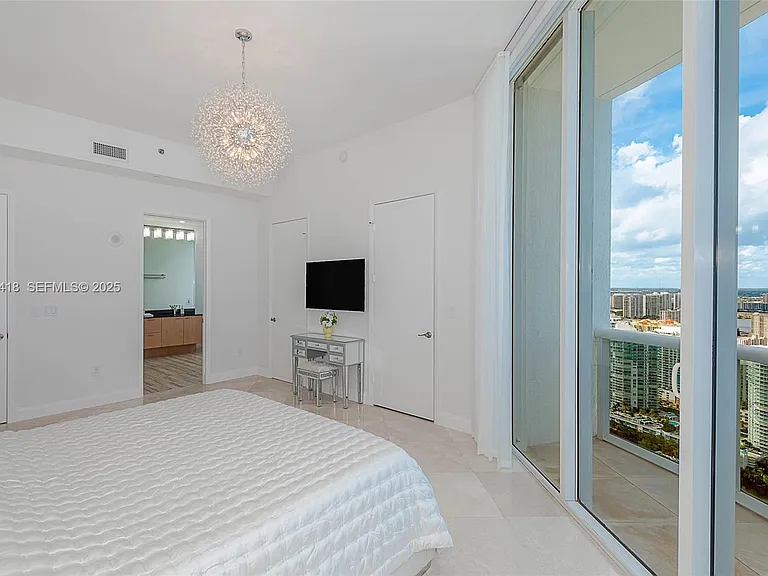 16001 Collins Ave #4104 — Photo 19
