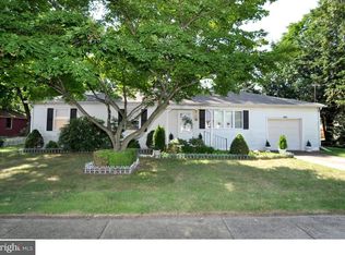 8972 Collins Ave, Pennsauken, NJ 08110