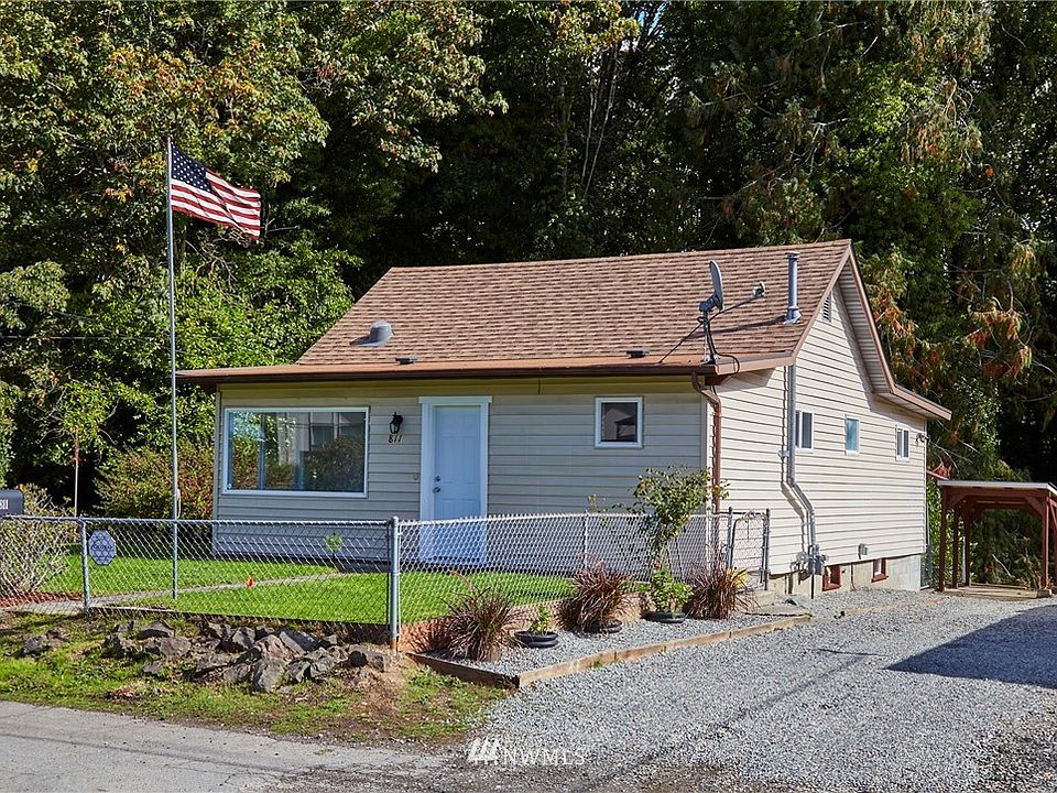 1st image of 811 Hull Ave