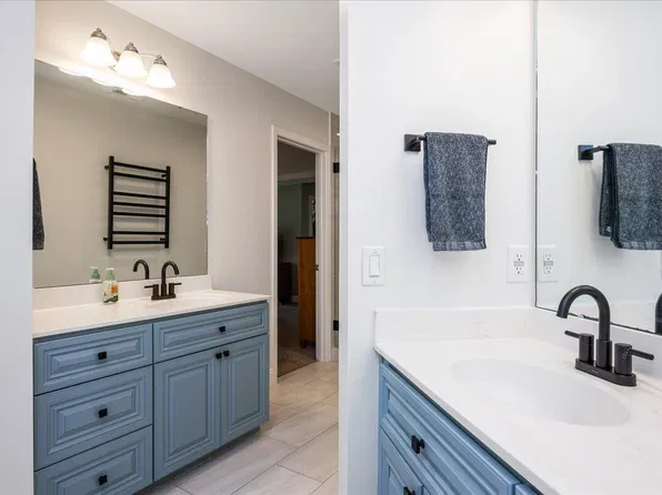 4010 Mackenzie Dr, Haw River, NC 27258