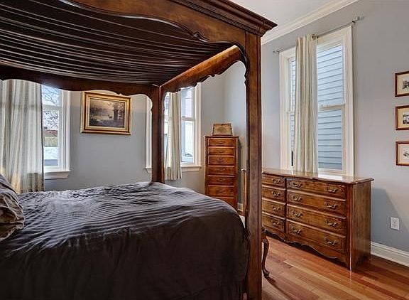 5th image of 2615 Saint Thomas St