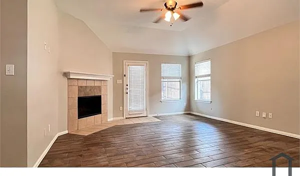 2109 Michelle Creek Dr — Photo 9
