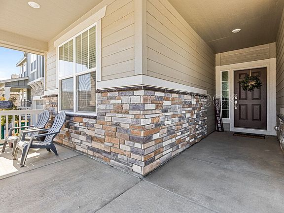 4th image of 24246 E Ohio Dr