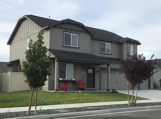 2986 S Dawes Pl, Kennewick, WA 99338