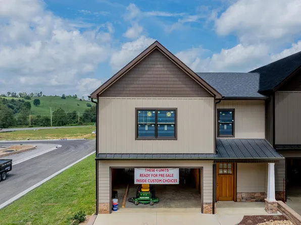 1036 Cummings St #8, Abingdon, VA 24211