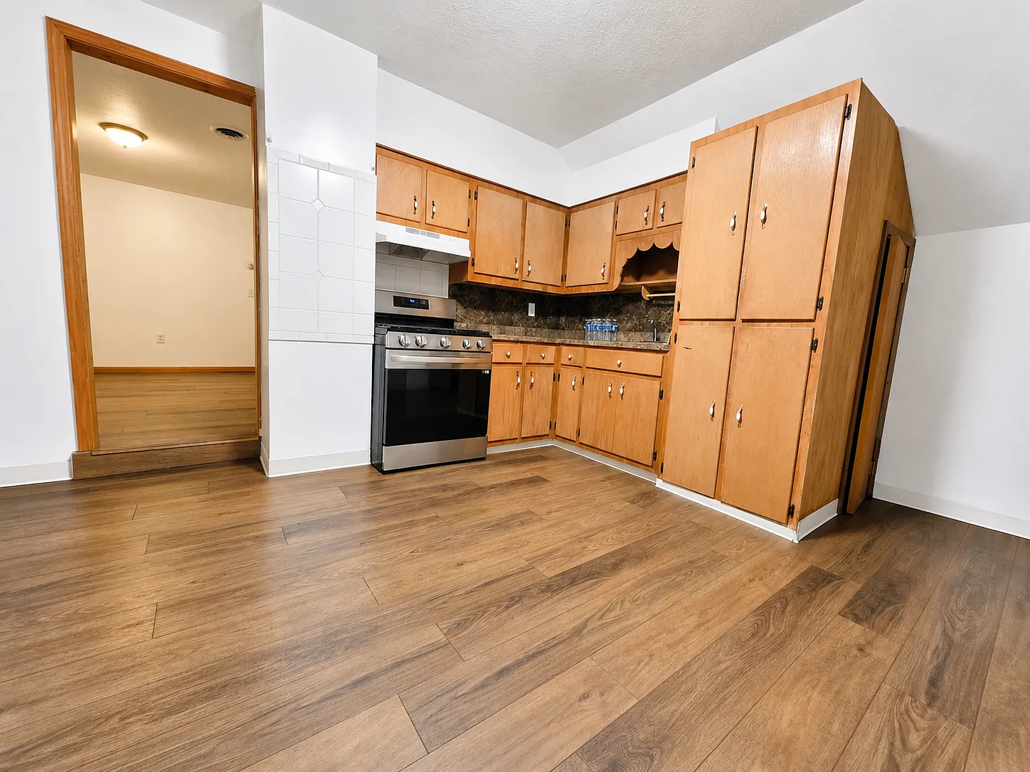 3 bed, 1443 sqft, $1,045 — Photo 4