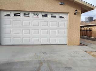 7164 Barberry Ave APT B, Yucca Valley, CA 92284