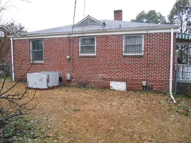 121 Brookland Cir — Photo 4