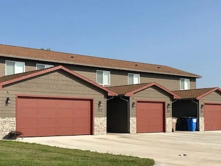 500 Haley Pl — Photo 1