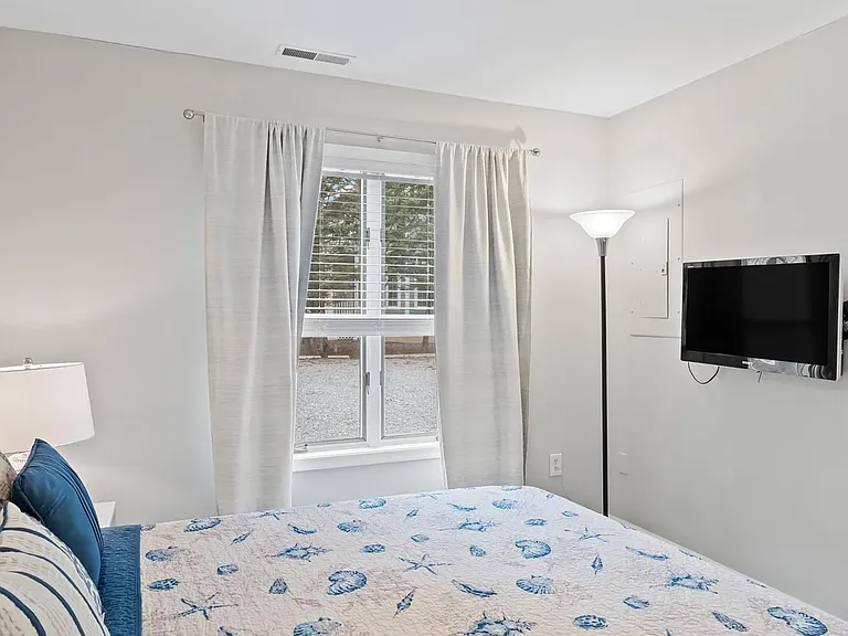 31B 6th St #31B — Photo 21