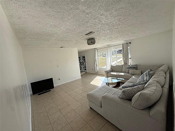 5th image of 7223 TARRYTOWN DRIVE
