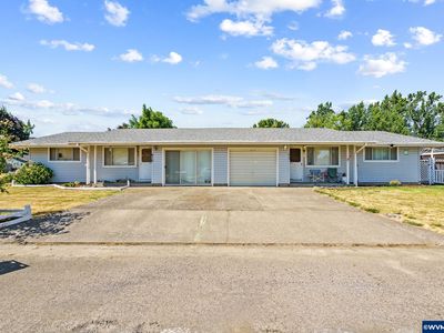 615 Dempsey St, Harrisburg, OR, 97446