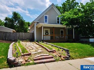 5035 Pioneers Blvd, Lincoln, NE 68506
