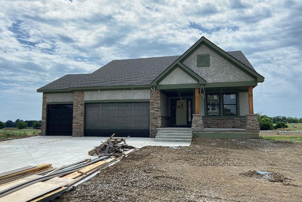 12806 Foxborough Ct, Lees Summit, MO 64086 MLS 2437303 Zillow