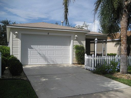 2nd image of 2591 Hialeah Ave