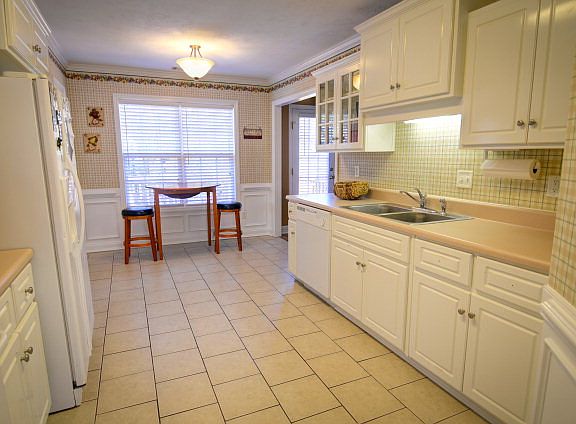 4th image of 3987 High Chaparral Dr