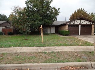 2117 Mountainview Dr, Hurst, TX 76054