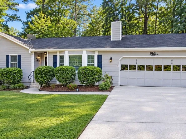 6586 Deshon Cir, Lithonia, GA 30058