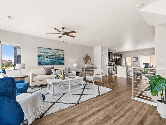 5th image of 36 W Gilbride Ave