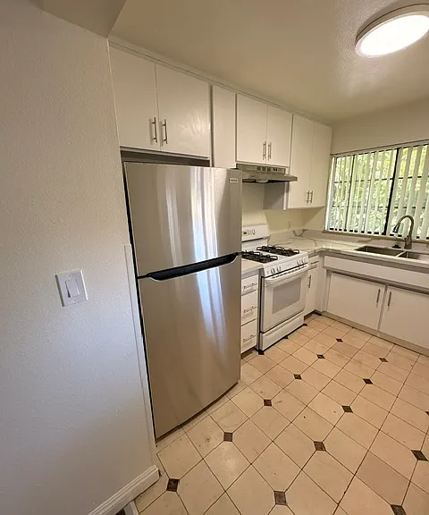 9129 Tobias Ave #212 — Photo 1