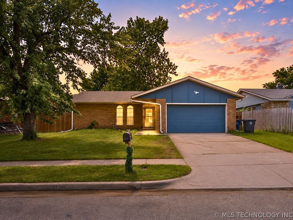 1st image of 3634 S 106th Pl E