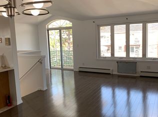 5212 69th Pl FLOOR 2, Maspeth, NY 11378
