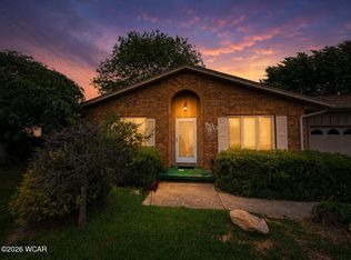 800B Glynwood Rd, Wapakoneta, OH 45895
