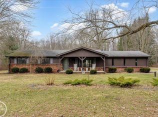 7920 Marsh Rd, Cottrellville, MI 48039